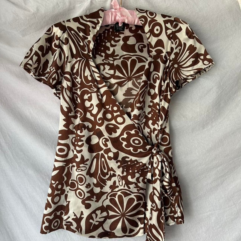 BCBG waist tie blouse